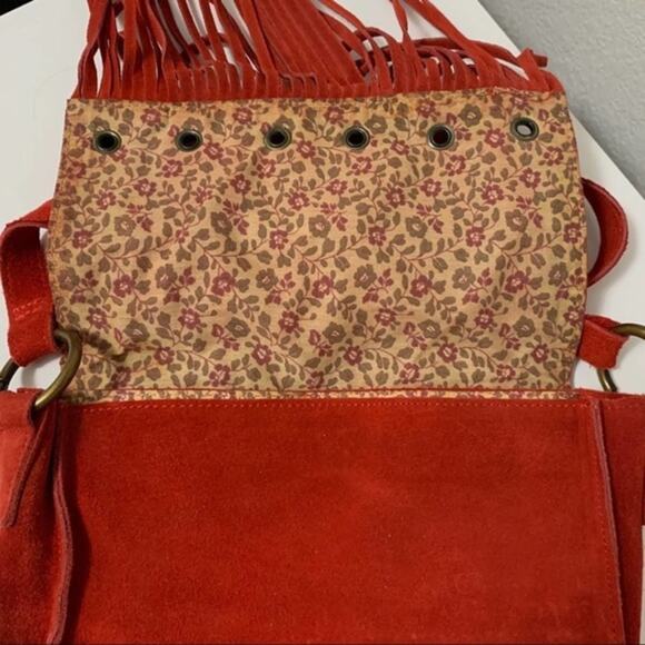 Red suede‎ leather double fringed shoulder bag New without tags. - Picture 6 of 11